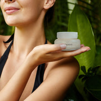 Soft-Refine Peeling Gel Infused with Hyaluronic Acid + Multi-Peptide Complex